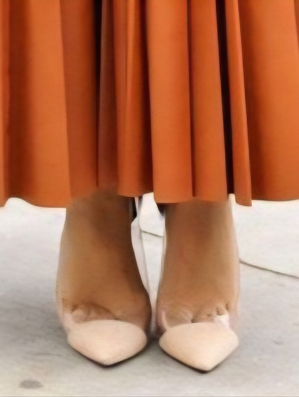 Gianvito Rossi Plexi PVC Pointy Suede Nude Beige 105mm Cream Heel Pumps EU39 US8